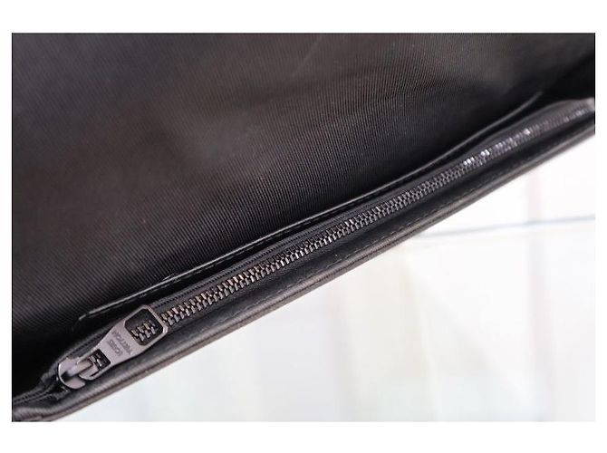 Louis Vuitton Clutch Monogram Lock Pouch - vista 17