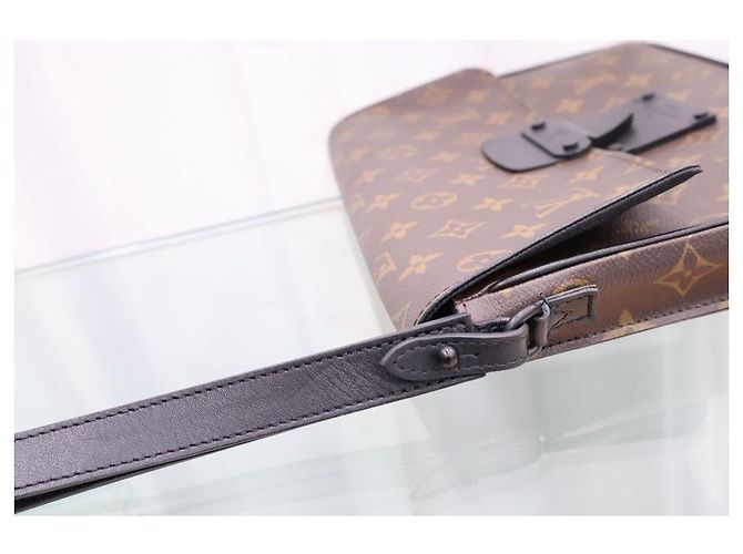 Louis Vuitton Clutch Monogram Lock Pouch - vista 8