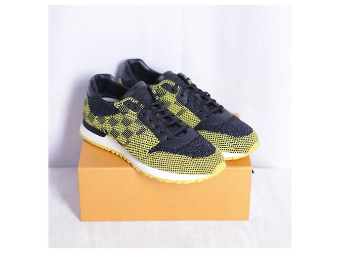 Louis Vuitton Knit Runaway Damier Yellow - vista 4