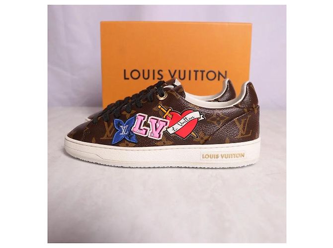 Louis Vuitton Baskets Timeout Brodées Brown - vue 2