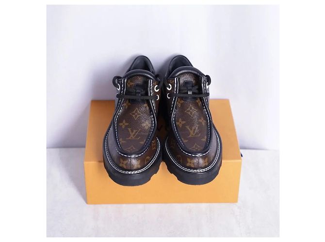 Louis Vuitton Monogram LV Boibur Derby - vista 2
