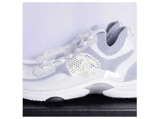Chanel Sneakers in maglia con logo CC - vista 3