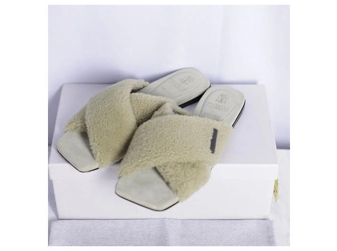 Brunello Cucinelli Ciabatte in shearling decorate Khaki - vista 3