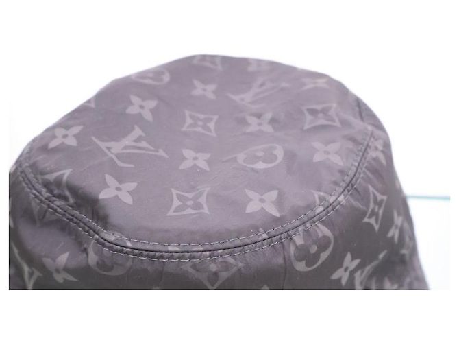 Louis Vuitton Wendbarer Regen-Bucket-Hat aus Monogram-Denim - Ansicht 4