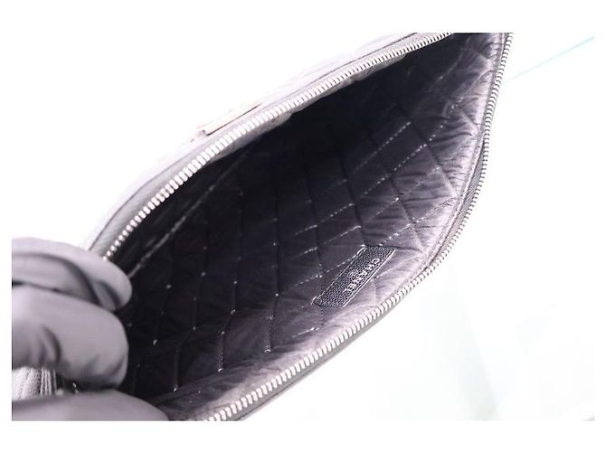 Chanel Clutch Boy Medium Nera - vista 10
