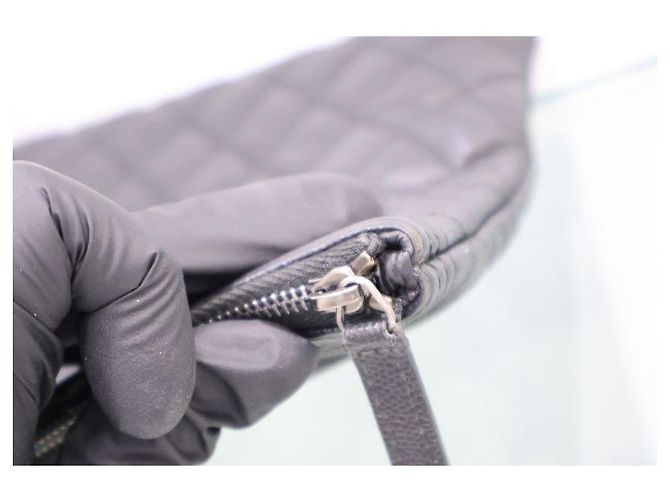 Chanel Clutch Boy Medium Nera - vista 12
