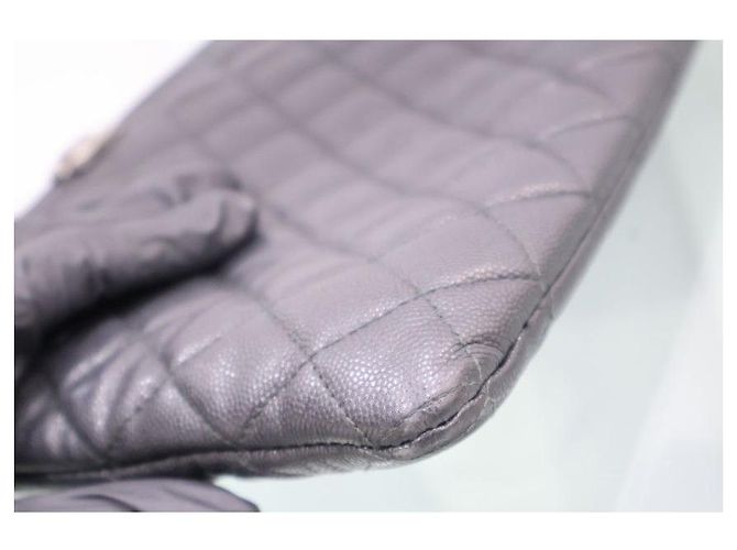 Chanel Clutch Boy Medium Nera - vista 13