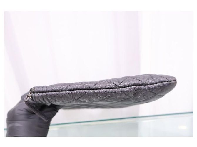 Chanel Clutch Boy Medium Nera - vista 4