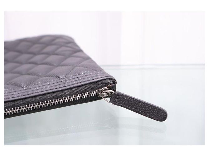 Chanel Clutch Boy Medium Nera - vista 7