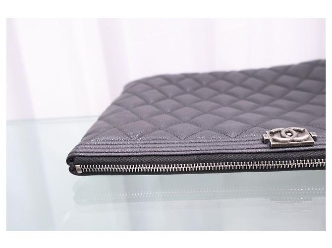 Chanel Clutch Boy Medium Nera - vista 8