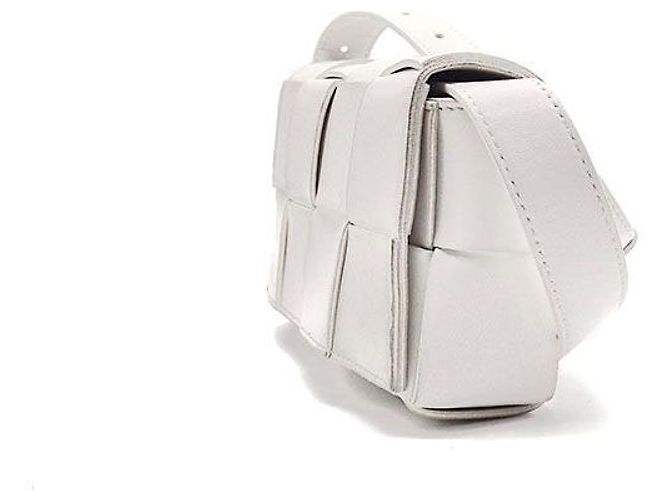 Bottega Veneta Cassetta Gürteltasche Weiß Leder - Ansicht 2