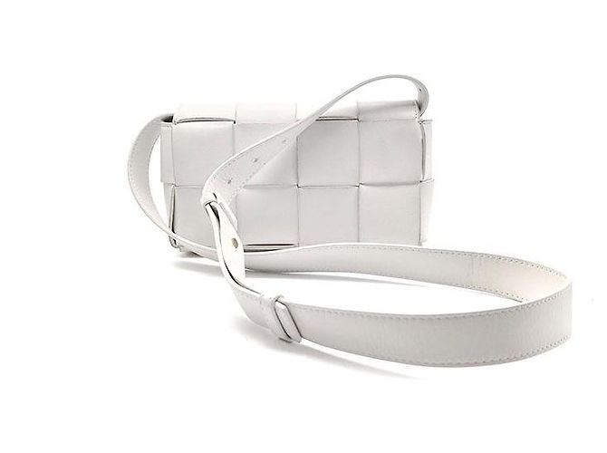 Bottega Veneta Cassetta Gürteltasche Weiß Leder - Ansicht 3