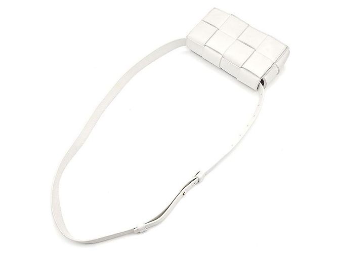 Bottega Veneta Cassetta Gürteltasche Weiß Leder - Ansicht 4