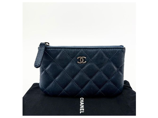 Chanel Mini Pochette Caviar Blu Navy - vista 2