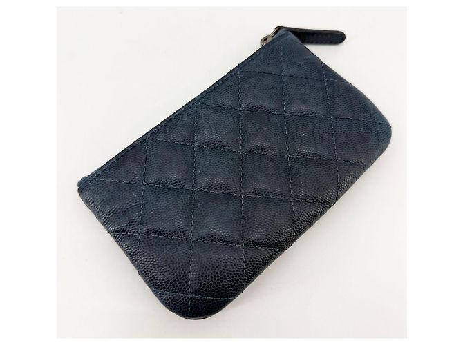 Chanel Mini Pochette Caviar Blu Navy - vista 3