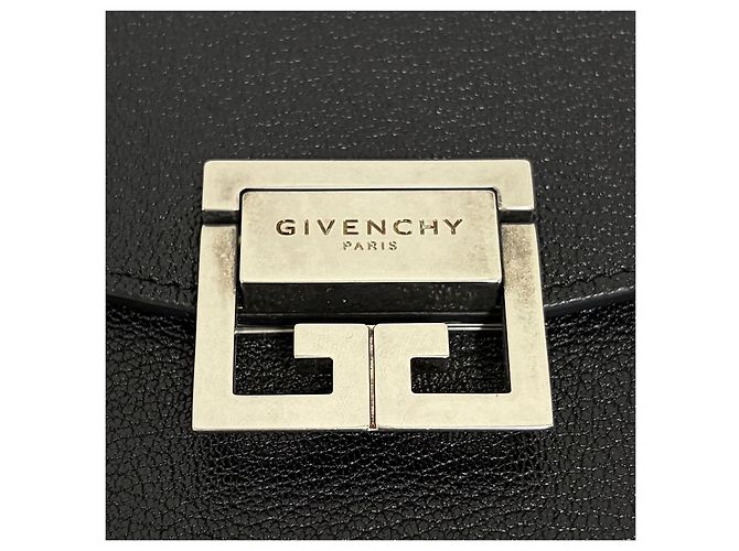 Givenchy Schultertasche mit Kette Medium Black - Ansicht 10