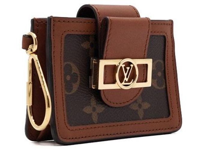 Louis Vuitton Tarjetero multi Dolphin Monogram para mujer - vista 4
