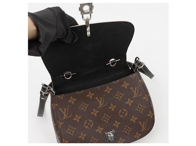 Louis Vuitton Chain It PM Dot Schultertasche - Ansicht 12