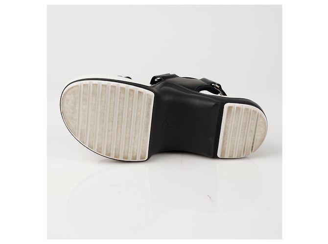 Louis Vuitton Sandali Archlight - vista 4