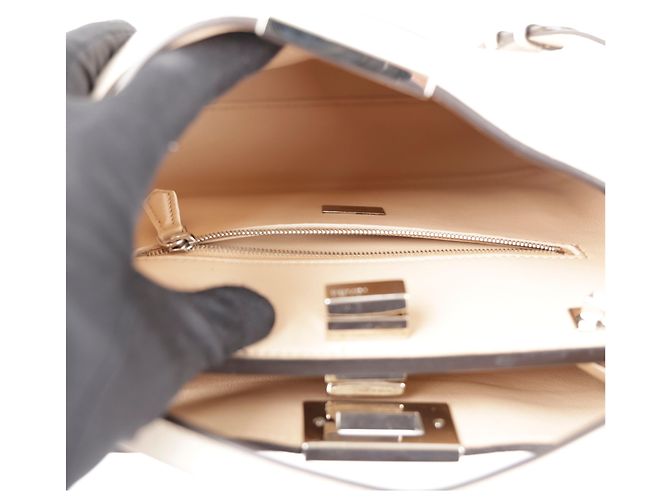 Fendi Borsa a spalla Medium Peekaboo Iconic Essential Tote Ivory Silver Tone - vista 10