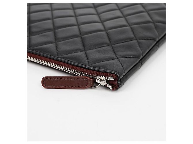 Chanel Classic New Medium Clutch aus Lammleder Schwarz mit silberner Hardware - Ansicht 7