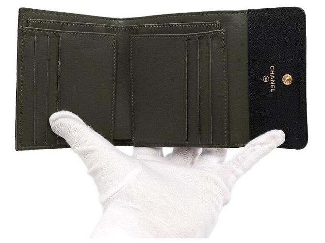 Chanel Cartera Caviar Boy Flap - vista 5