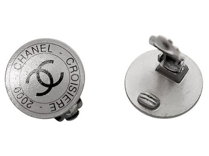 Chanel Orecchini CC Round Plate Silver - vista 4