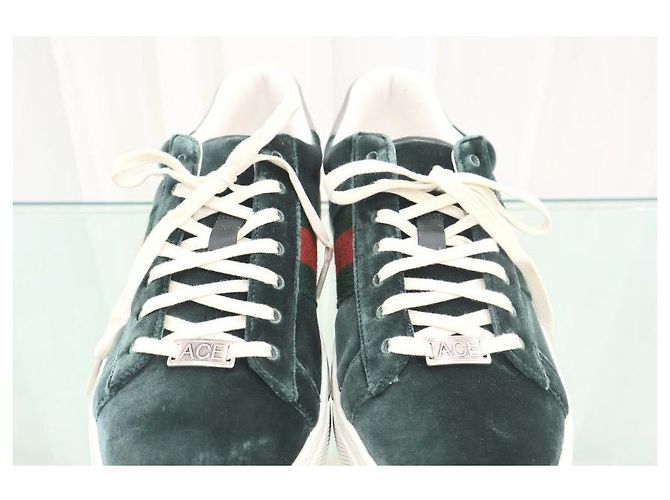 Gucci Sneakers Ace Square Web in velluto verde - vista 4