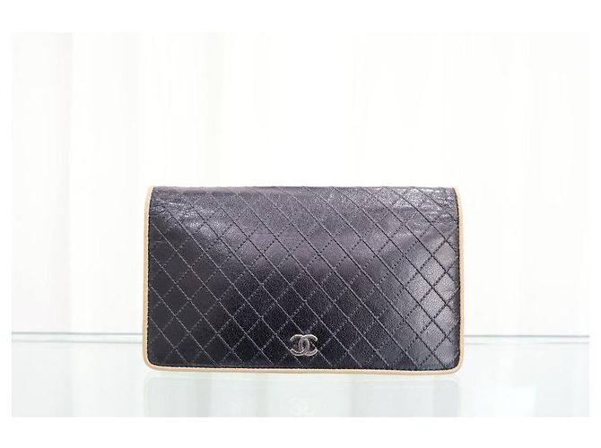 Chanel Damen Langbeutel Schwarz Silbernes Logo - Ansicht 2