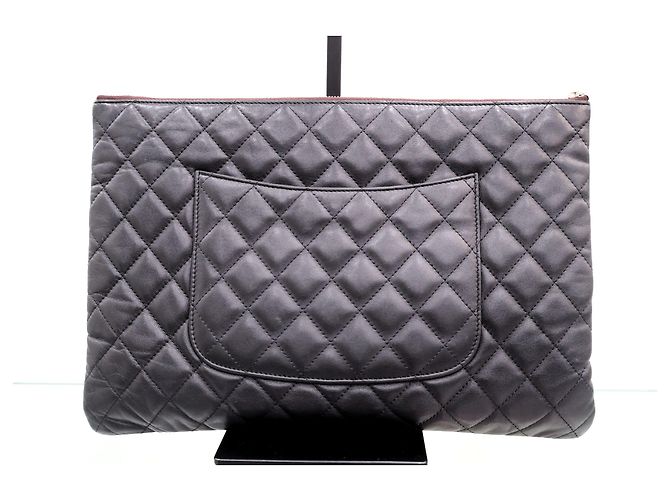 Chanel Clutch Classic in pelle di agnello Large Black - vista 3