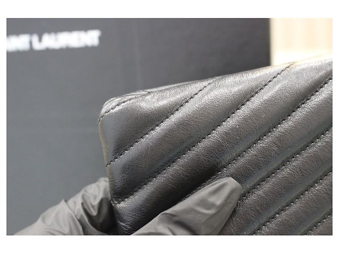 Autre Marque Clutch Monogram Matelassé Black - vista 4