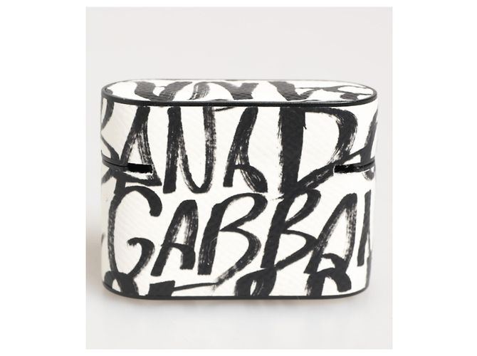 Dolce & Gabbana Custodia Airpods in pelle con logo e stampa monogramma bianco e nero - vista 4
