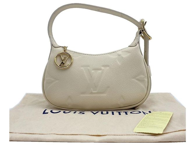 Louis Vuitton Borsa a tracolla hobo Mini Moon Monogram Empreinte Leather Mini Bag Cream - vista 11