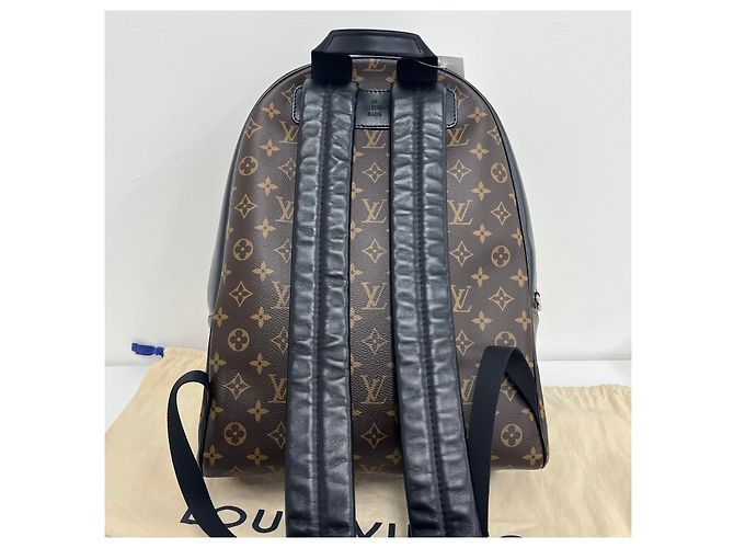 Louis Vuitton Sac à dos Makarasar Josh Backpack - vue 6