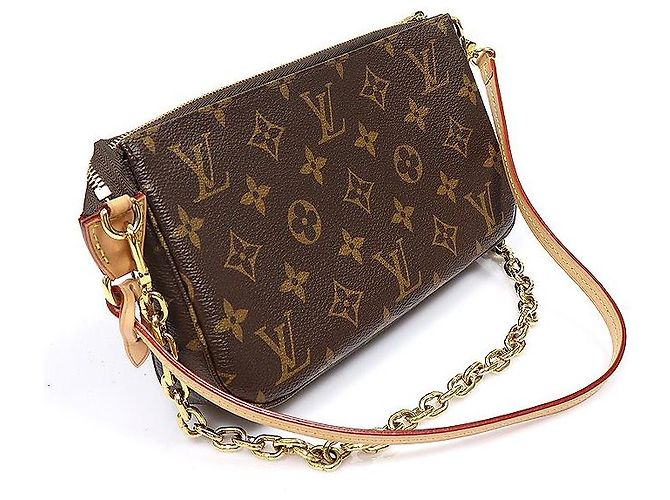 Louis Vuitton Pochette Accessoires Monogram Canvas - vista 3