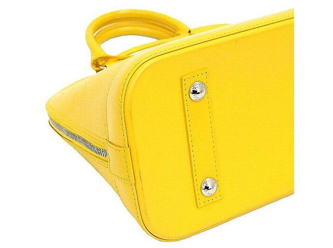 Louis Vuitton Borsa Tote Alma PM Gialla - vista 7