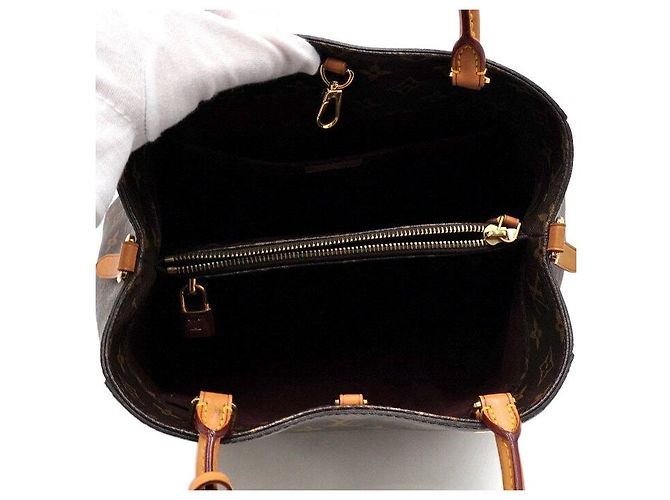 Louis Vuitton Borsa Tote e Borsa a Tracolla Monogram Montaigne GM - vista 5