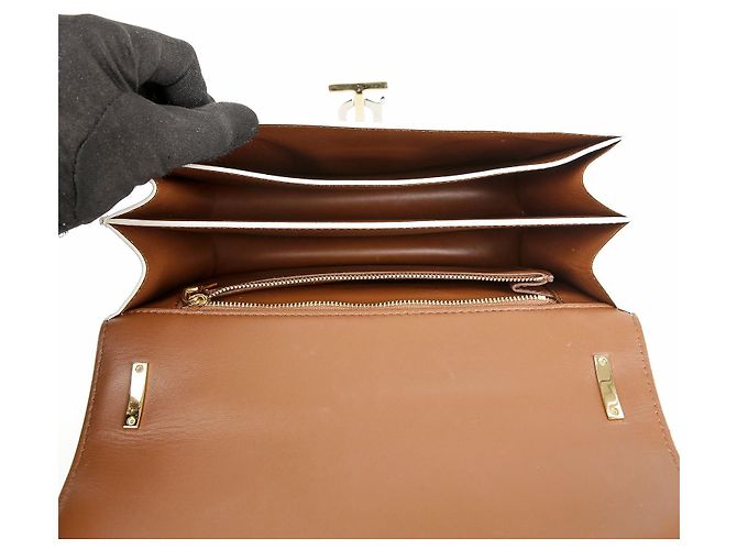 Burberry Medium Schultertasche mit Kette - Ansicht 11