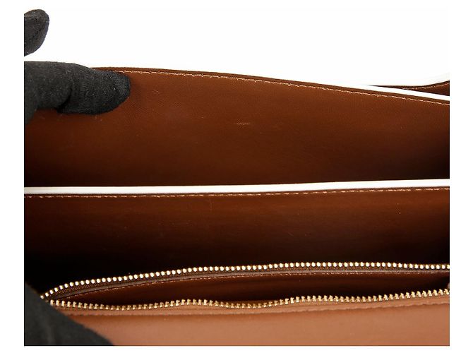 Burberry Medium Schultertasche mit Kette - Ansicht 12