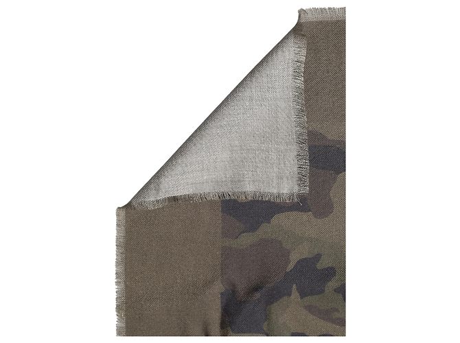Dolce & Gabbana Sciarpa in cashmere logo camouflage verde x Men - vista 3