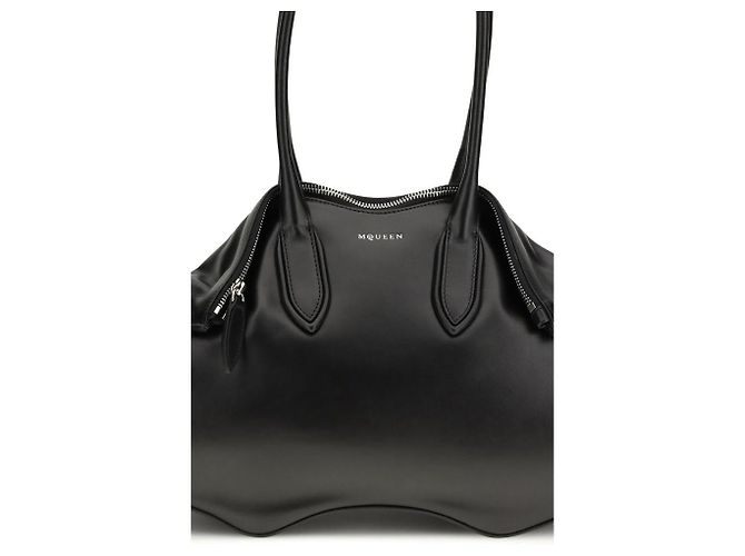 Alexander Mcqueen Borsa a tracolla Bos Taurus in pelle di vitello nera - vista 4