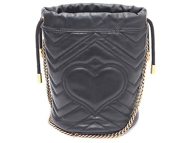 Gucci Mini borsa secchiello GG Marmont Chevron con catena dorata - vista 3