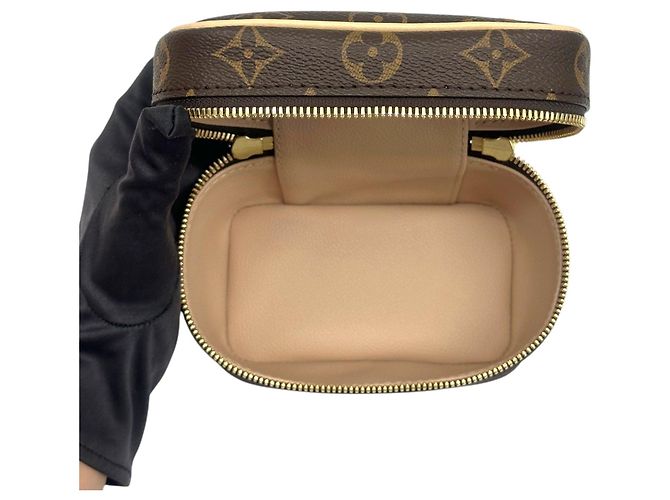 Louis Vuitton Pouch Nano Niece Monogram - vista 8