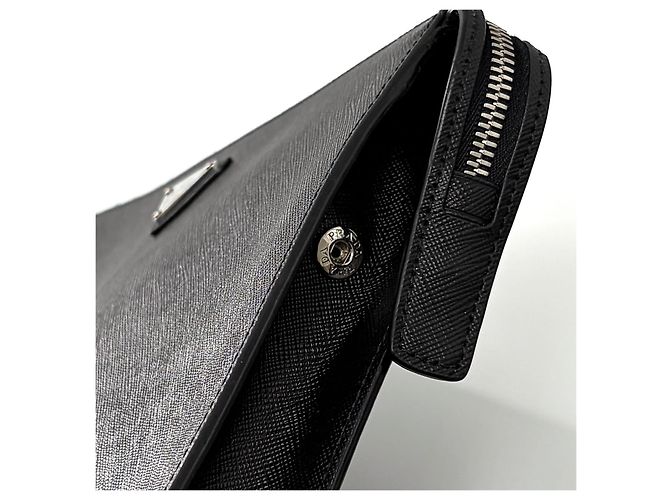 Prada Clutch in Saffiano con logo Triangle Nero - vista 7