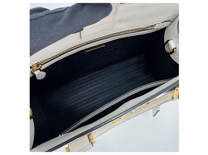 Prada Borsa Tote e borsa a tracolla in pelle Saffiano - vista 13