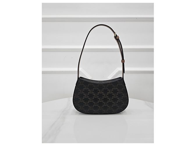 Céline Bolsa Medium Tilly em tela Triomphe - vista 2