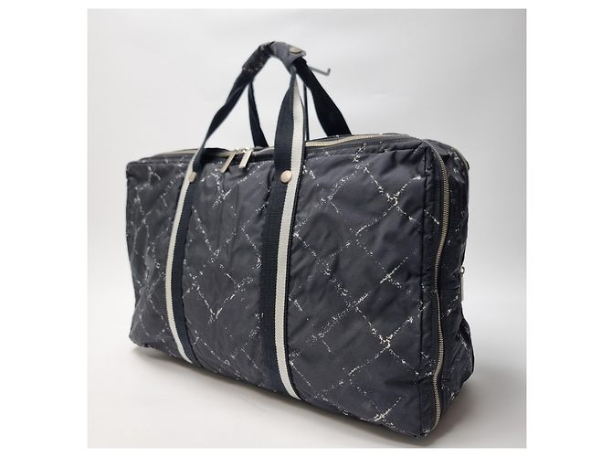 Borsa da viaggio Boston Chanel Nylon Nero Rosso - vista 6