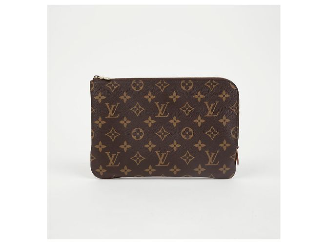 Louis Vuitton Etui Voyage PM Clutch - vista 2
