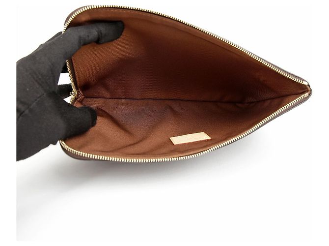 Louis Vuitton Etui Voyage PM Clutch - vista 9