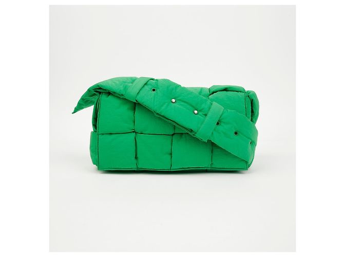 Bottega Veneta Borsa a tracolla Padded Tech Cassette Green - vista 2